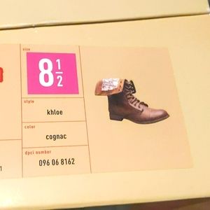 Brown fashion boots EUC 8.5